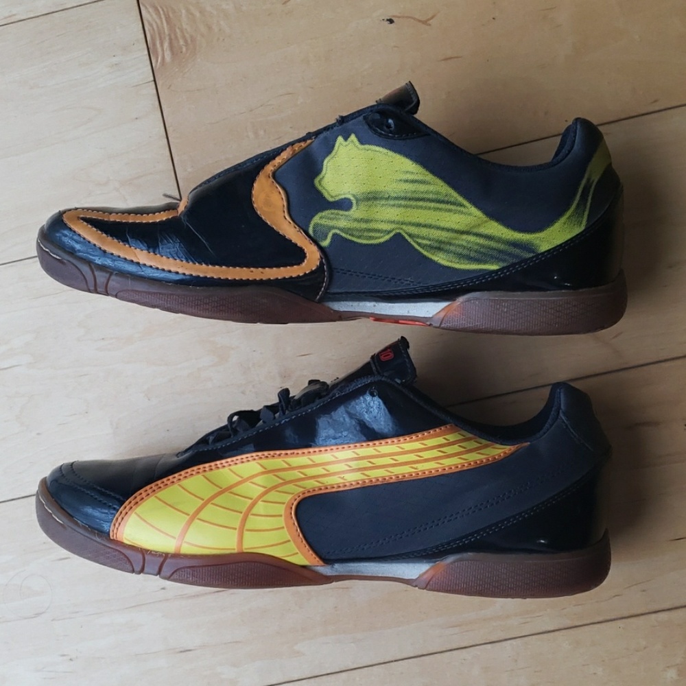 Puma V5.10 IT socceer shoe